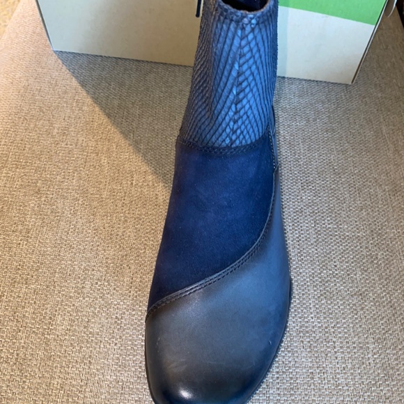 Navy Booties - Picture 2 of 4